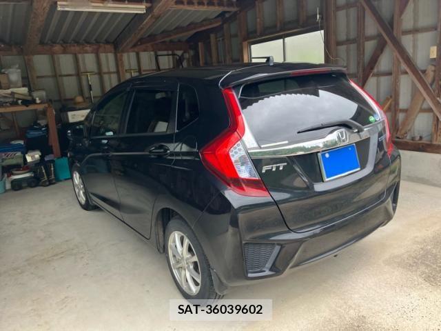 Honda FIT HYBRID 2015-09 8879768-7