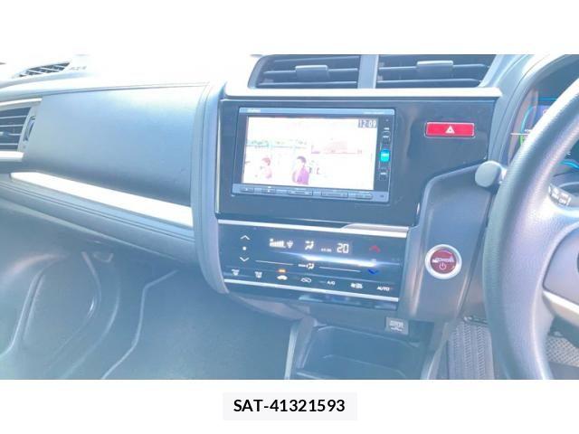 Honda FIT HYBRID 2015-12 8879765-10