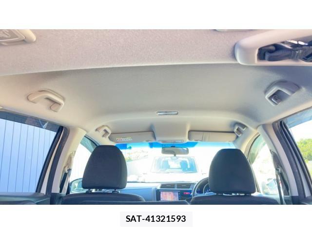Honda FIT HYBRID 2015-12 8879765-17