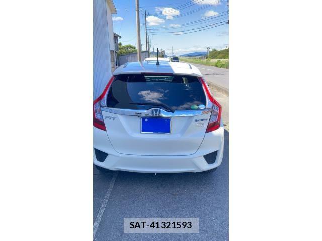 Honda FIT HYBRID 2015-12 8879765-1