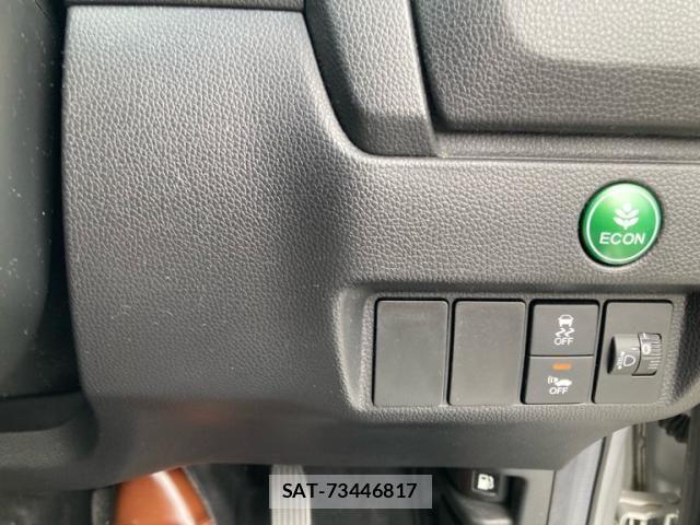 Honda FIT HYBRID 2015-04 8879766-17