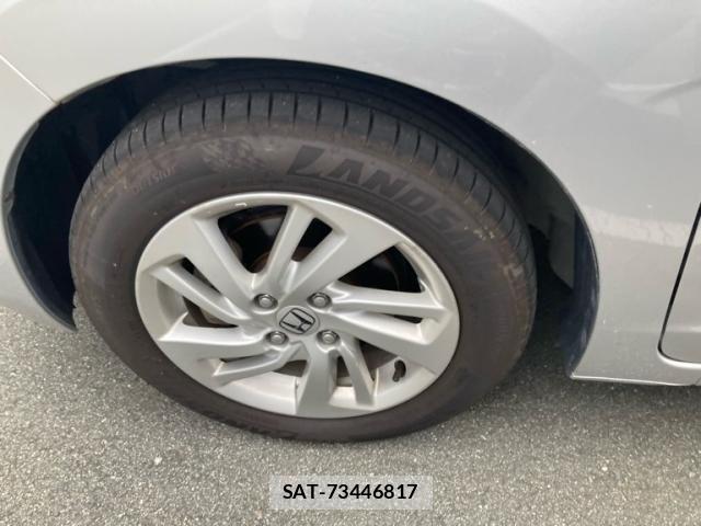 Honda FIT HYBRID 2015-04 8879766-8