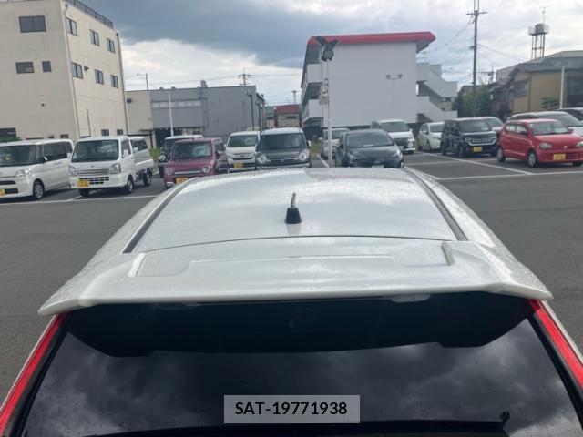 Honda FIT HYBRID 2018-01 8879756-10