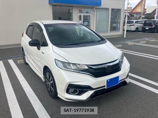 Honda FIT HYBRID 2018-01 8879756-1