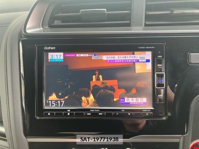 Honda FIT HYBRID 2018-01 8879756-19