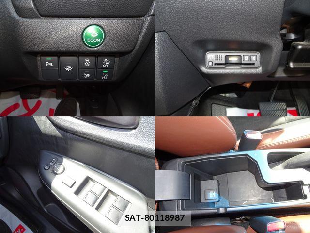 Honda FIT HYBRID 2017-07 8883619-21