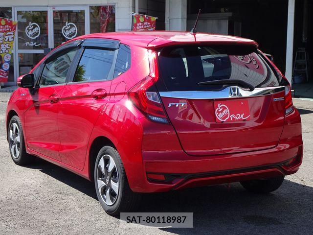 Honda FIT HYBRID 2017-07 8883619-4