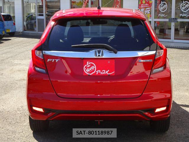 Honda FIT HYBRID 2017-07 8883619-6