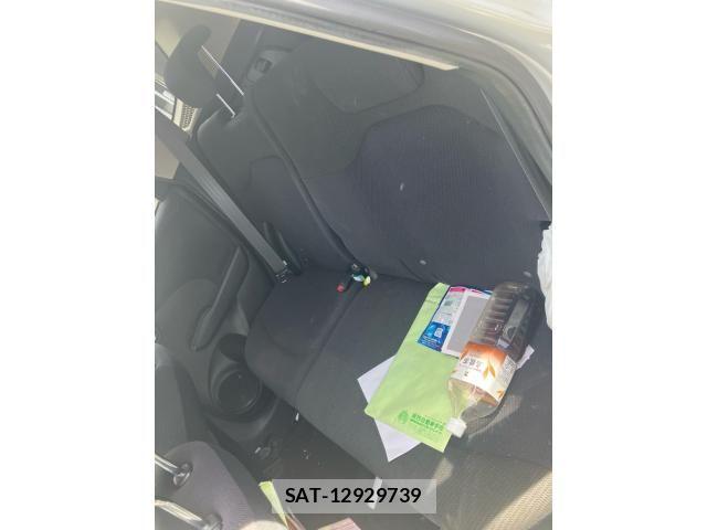 Honda FIT HYBRID 2011-07 8883622-14