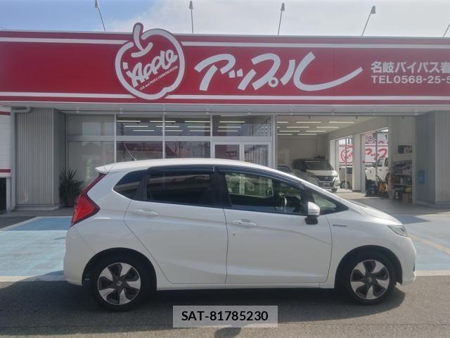 Honda FIT HYBRID 2019-09 8883618-13