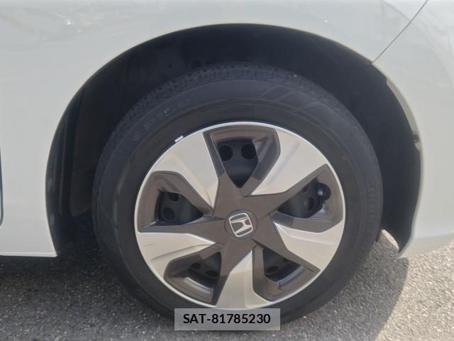 Honda FIT HYBRID 2019-09 8883618-15