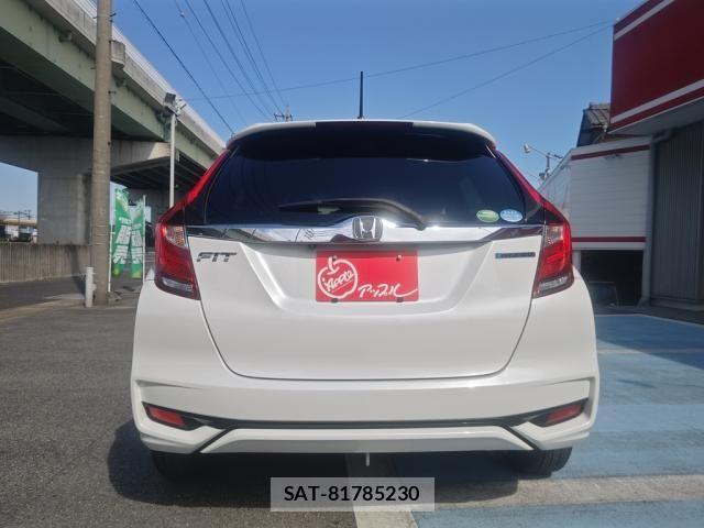 Honda FIT HYBRID 2019-09 8883618-1