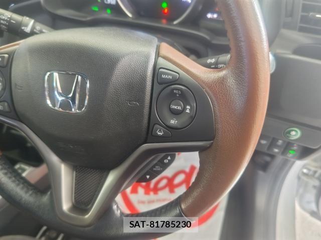 Honda FIT HYBRID 2019-09 8883618-25