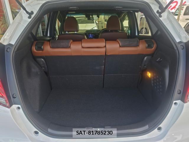 Honda FIT HYBRID 2019-09 8883618-29