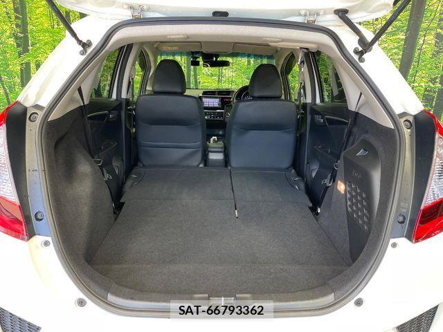 Honda FIT HYBRID 2015-10 8883621-9