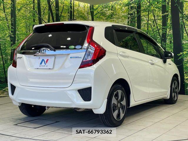 Honda FIT HYBRID 2015-10 8883621-16