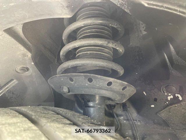 Honda FIT HYBRID 2015-10 8883621-19