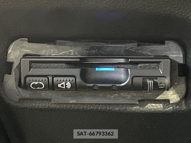 Honda FIT HYBRID 2015-10 8883621-6
