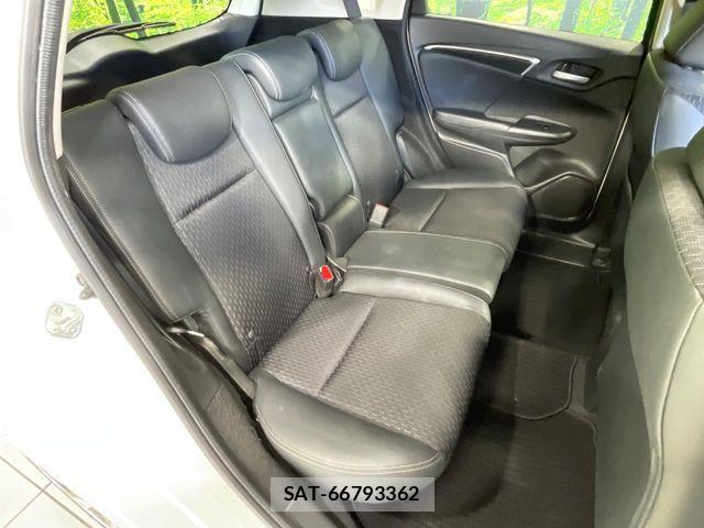 Honda FIT HYBRID 2015-10 8883621-8