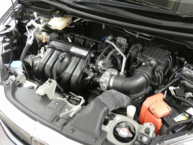 Honda FIT HYBRID 2018-09 1545206-22