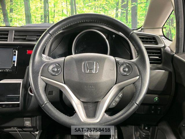 Honda FIT HYBRID 2015-08 4324047-10