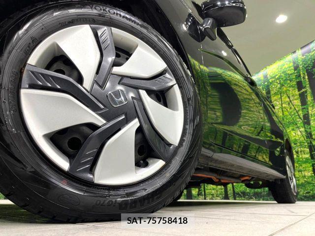 Honda FIT HYBRID 2015-08 4324047-12