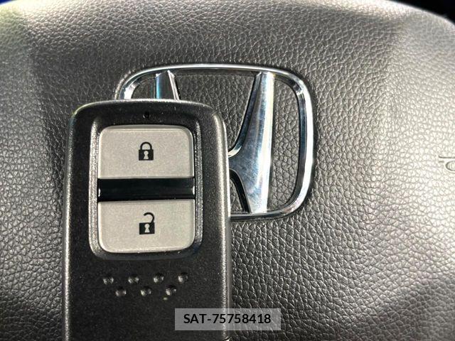 Honda FIT HYBRID 2015-08 4324047-5