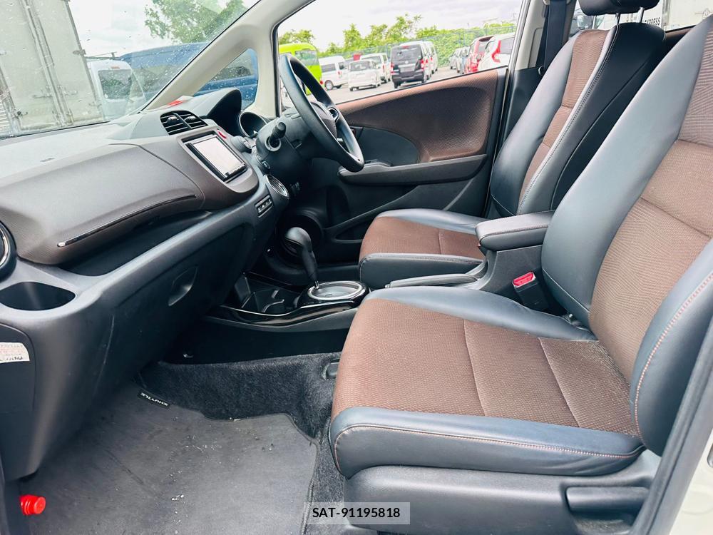 Honda FIT SHUTTLE 2012 6920665-10