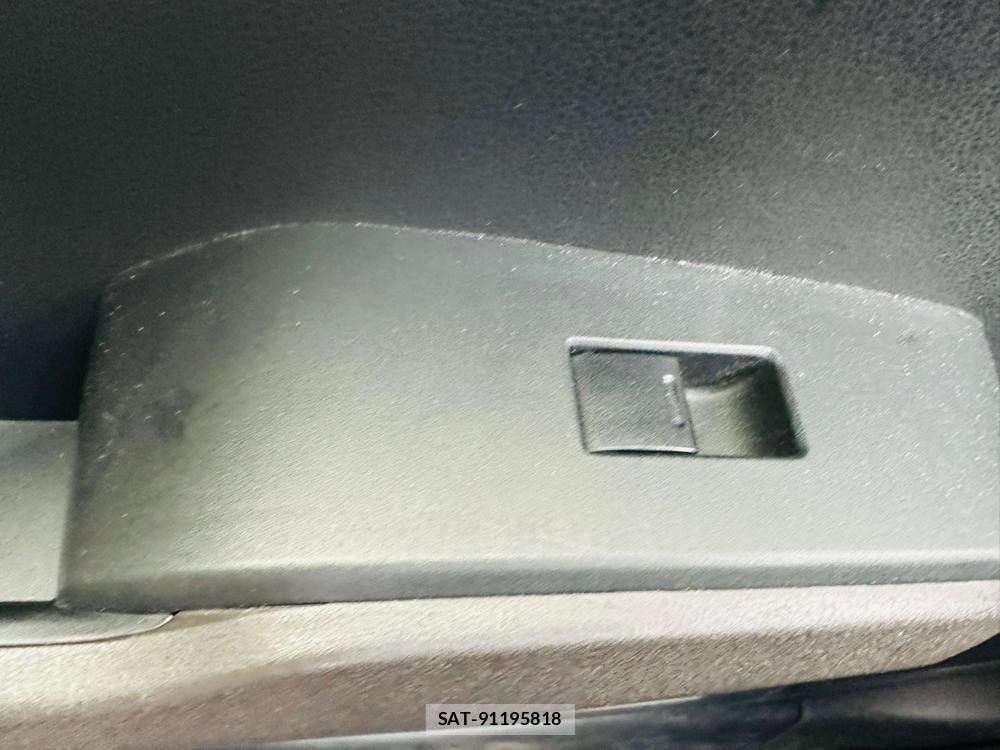 Honda FIT SHUTTLE 2012 6920665-23