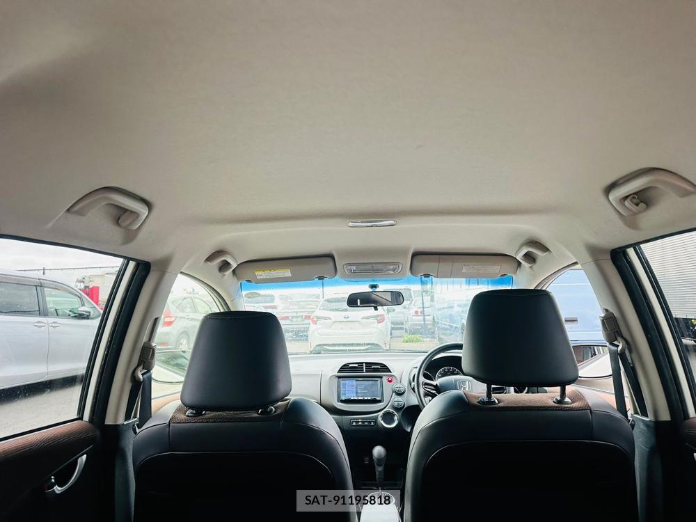 Honda FIT SHUTTLE 2012 6920665-24