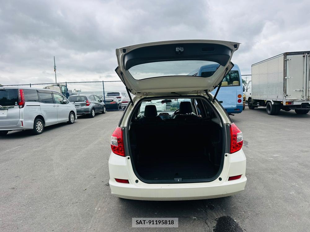 Honda FIT SHUTTLE 2012 6920665-26