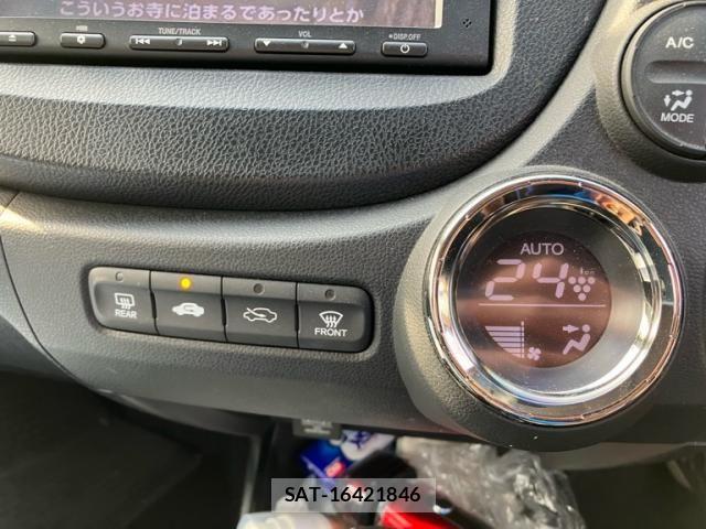 Honda FIT SHUTTLE 2014-08 7058557-19