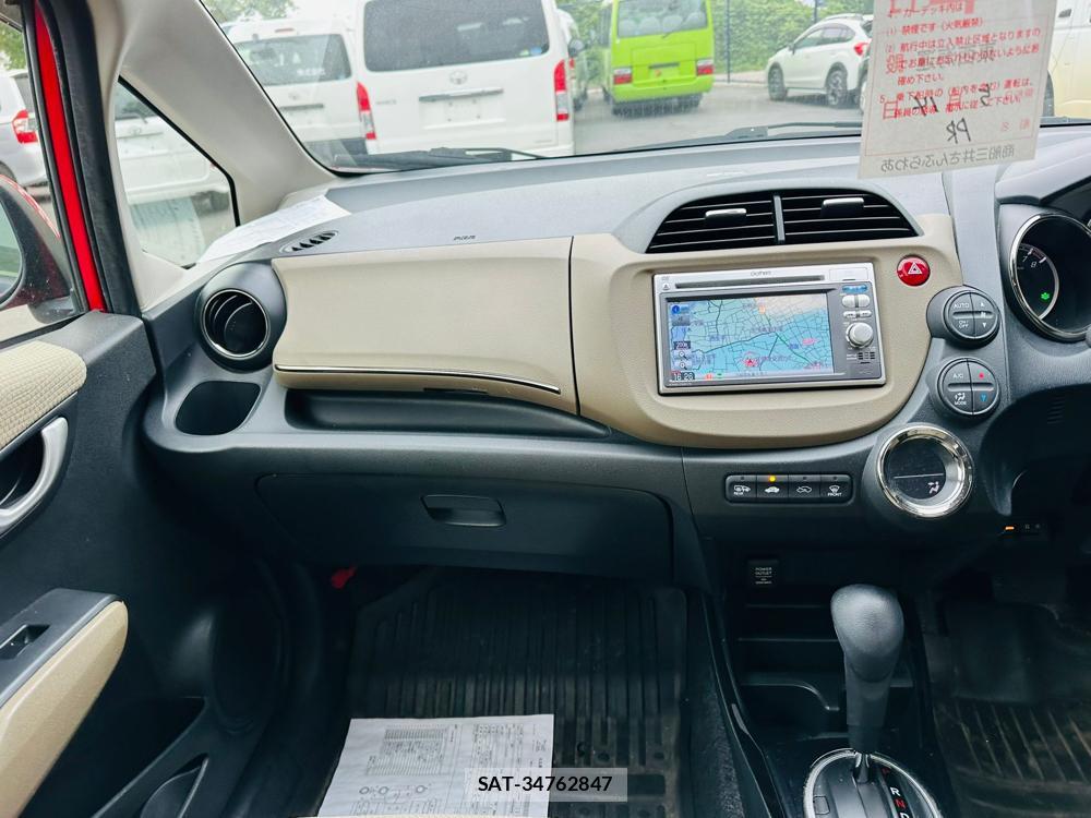 Honda FIT SHUTTLE 2013 6735239-17