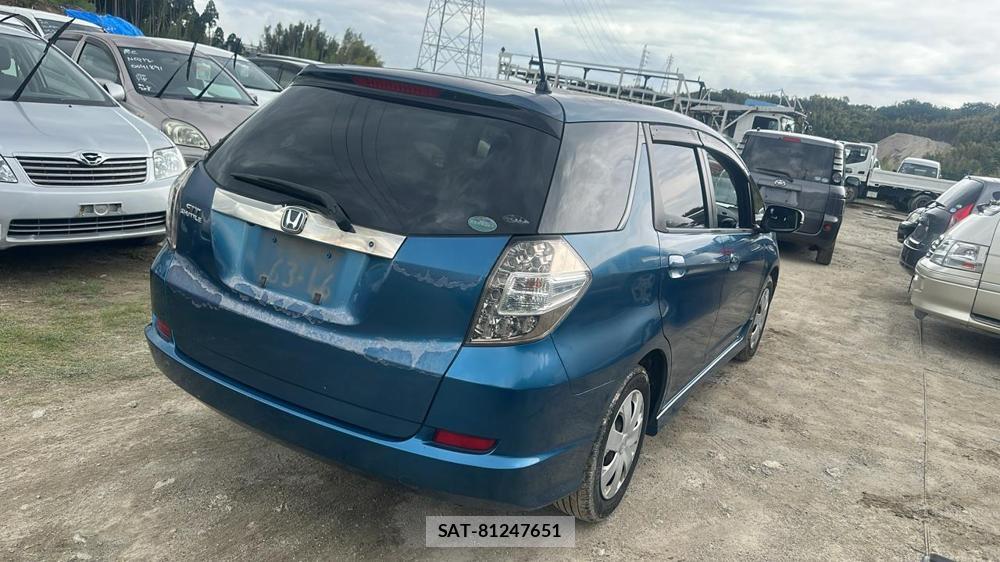 Honda FIT SHUTTLE 2012 6735242-2