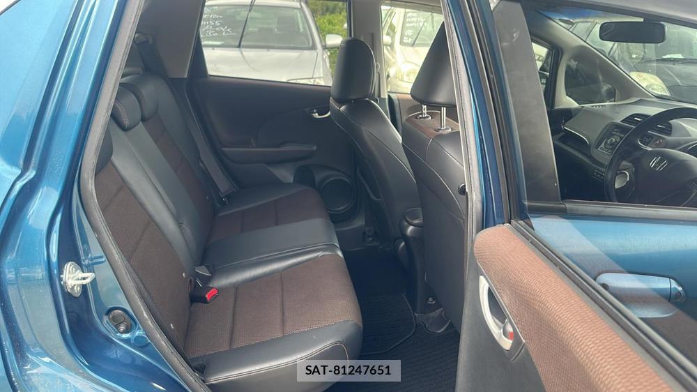 Honda FIT SHUTTLE 2012 6735242-8
