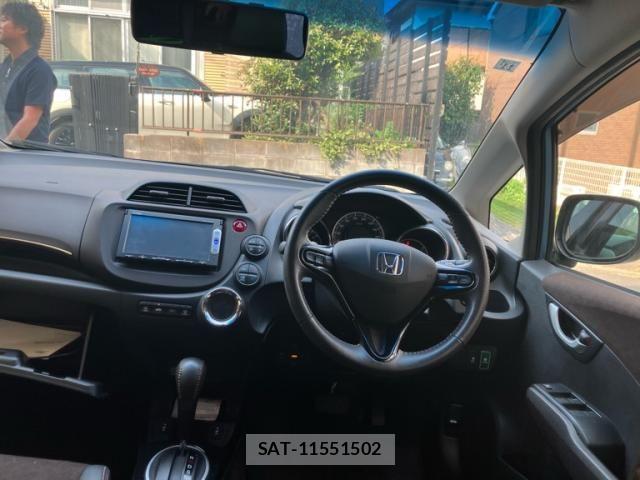 Honda FIT SHUTTLE 2013-11 8314474-13