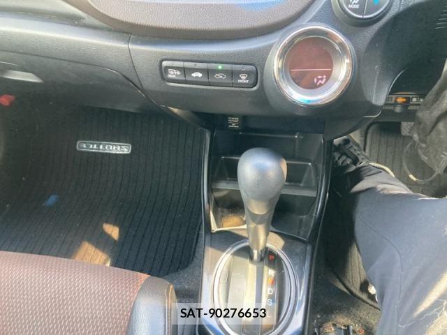 Honda FIT SHUTTLE 2012-10 8365955-18