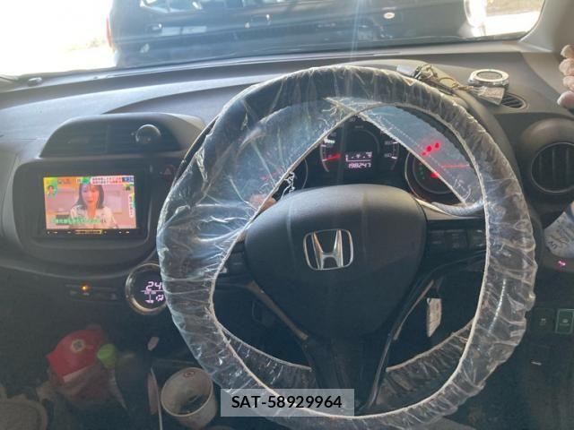 Honda FIT SHUTTLE 2013-02 8524886-16