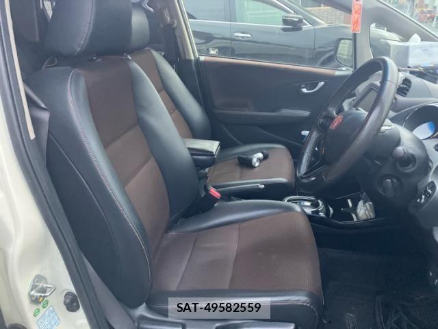 Honda FIT SHUTTLE 2012-01 8659116-13