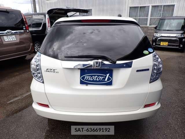 Honda FIT SHUTTLE HYBRID 2011-08 1310477-3