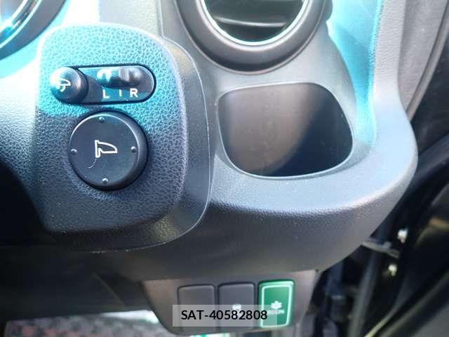 Honda FIT SHUTTLE HYBRID 2012-01 1380665-13