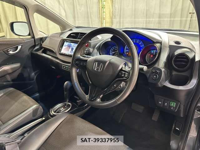 Honda FIT SHUTTLE HYBRID 2013-05 3421105-8