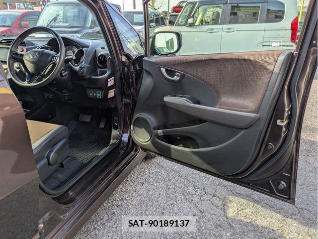 Honda FIT SHUTTLE HYBRID 2013-04 6006077-28