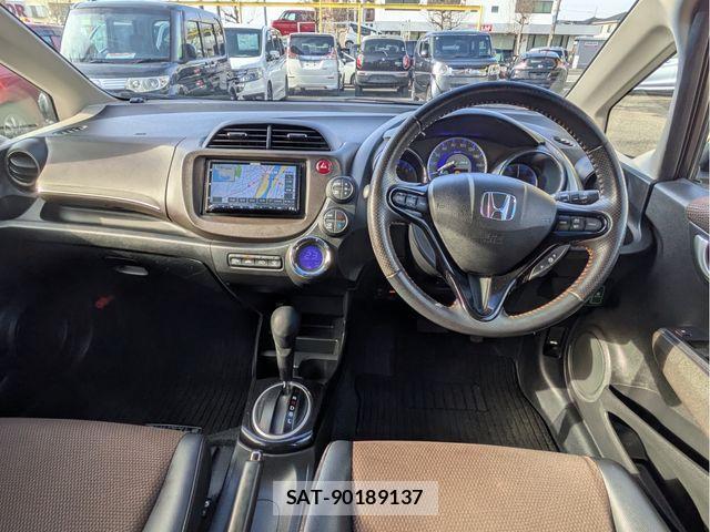 Honda FIT SHUTTLE HYBRID 2013-04 6006077-6