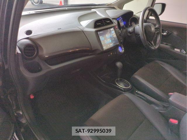 Honda FIT SHUTTLE HYBRID 2013-04 6905192-2
