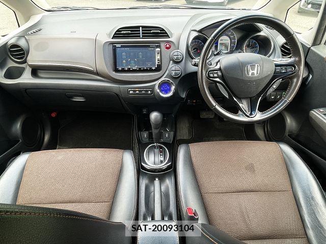 Honda FIT SHUTTLE HYBRID 2013-01 7218636-1