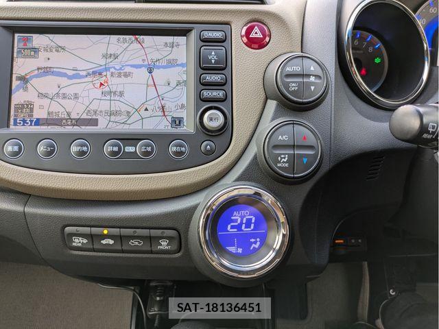 Honda FIT SHUTTLE HYBRID 2012-05 7218643-11