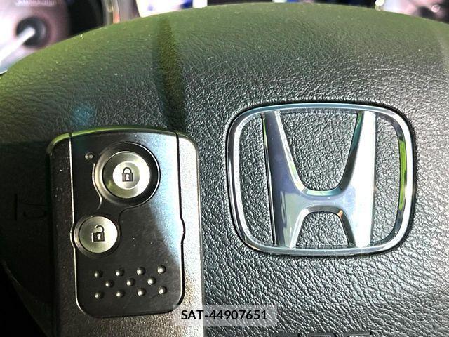 Honda FIT SHUTTLE HYBRID 2012-03 7218639-4