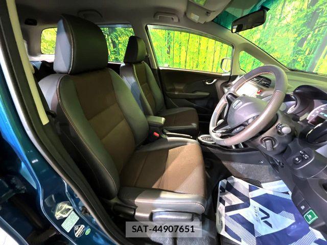 Honda FIT SHUTTLE HYBRID 2012-03 7218639-7