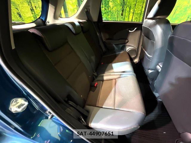 Honda FIT SHUTTLE HYBRID 2012-03 7218639-8